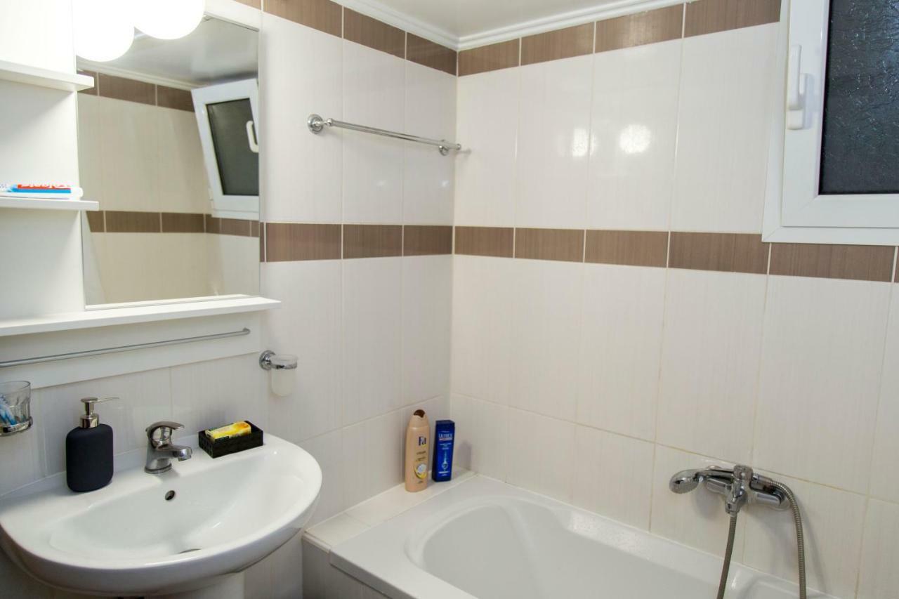 Apartmán Gazi Discrit Next To Subway Atény Exteriér fotografie